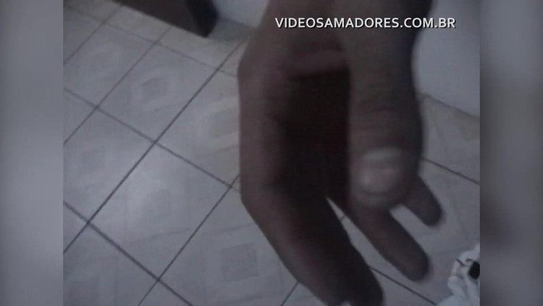 Amateurs videos: Home movie of a cleaning lady sucking the young boss's...