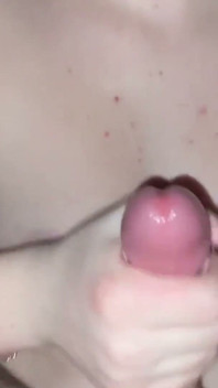 Pada Hari Krismas dan Tahun Baru, Kakak Tiri aku bagi aku Handjob sebagai hadiah