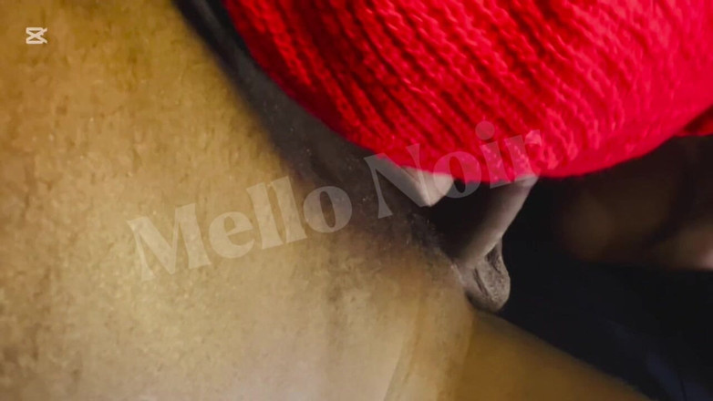 Mello Noir: Fără Momente Plictisitoare