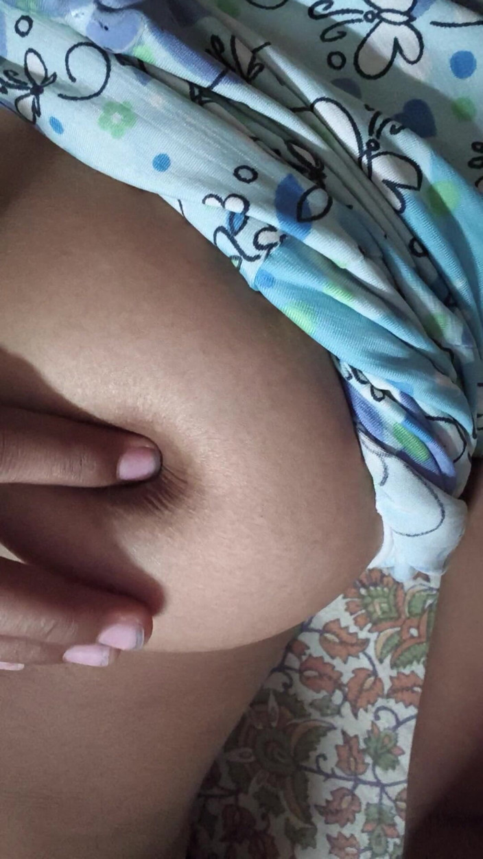 Monale2s: 인도 모델 핫한 밤 비디오