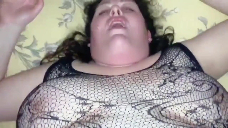 Real homemade BBW BBC porn: Youngenglishbbw bbc Nata4sex sex dur în costum plasă