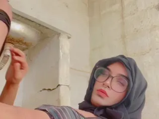 Unexpected Cum, While I Was Trying Pee Jasiya