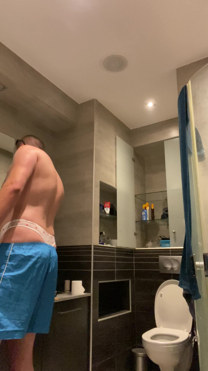 Barti Rede: Part 1 Polish Boy in Panties