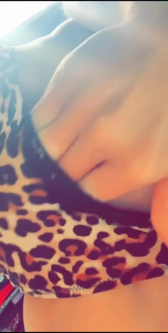 Chelly181818: Blondie leker i leopardbehå &amp; trosor