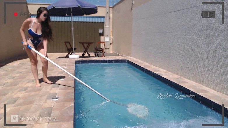 Electra Dominica: Very hot girl cleaning the pool