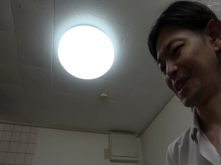 Vulture: Yukari Mikawa - gün boyunca onunla her zaman yalnız. İşsiz üvey oğluyla ateşli...