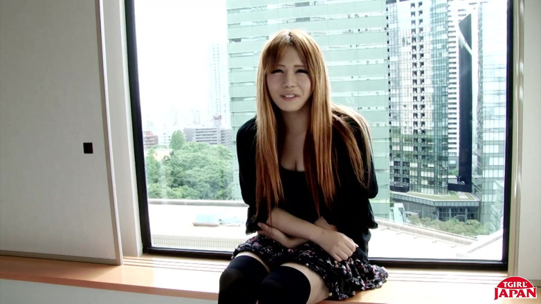 Tgirl Japan: Newhalf redhead Kana Hoshino jacks off