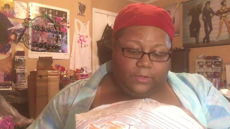 Sweety Racine: SSBBW Eats a Snack