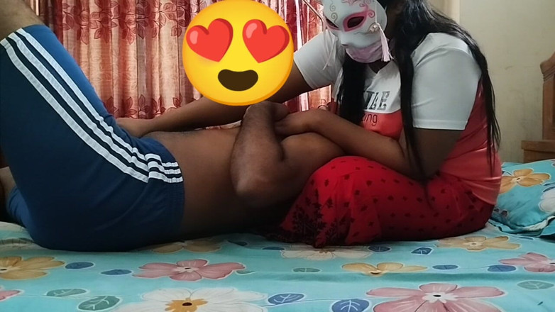 Teensex: İri göğüslü evli kadın, özgüvenini artırmak için kocasının en iyi arkadaşını...
