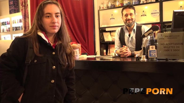 PepePorn: Carolina Lorca, bölüm iii: seks oyuncaklarını öğrenmek ve seks dersi almak!
