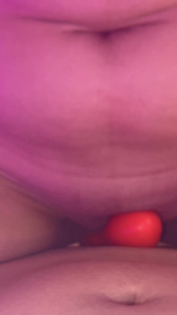 Dvě sexy lesbičky šukají, aby podváděly své manžely