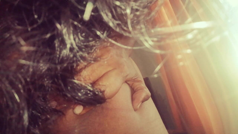 Tina Baby: 배다른 아들을 위해 옷을 입는 섹시한 새엄마 티나