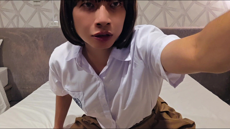 Taiwancdgirl: Você pode me ensinar algum conhecimento na cama, eu sou...