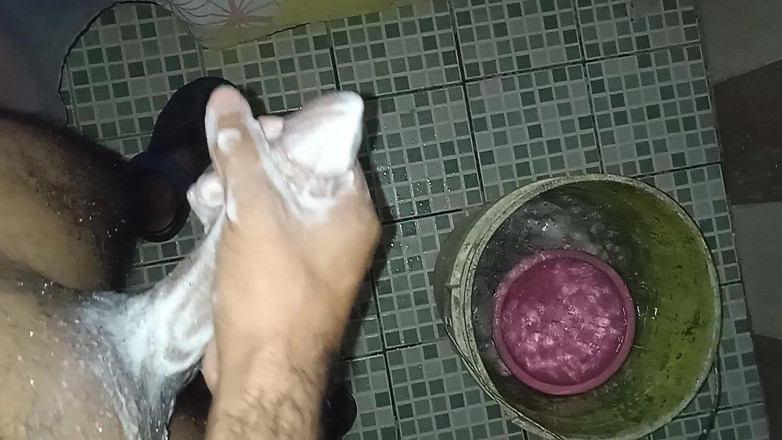 Cute boy jerks off: Lelaki Gay Melancap Memikirkan Pasangannya Yang Pergi Dalam Perjalanan Dari...