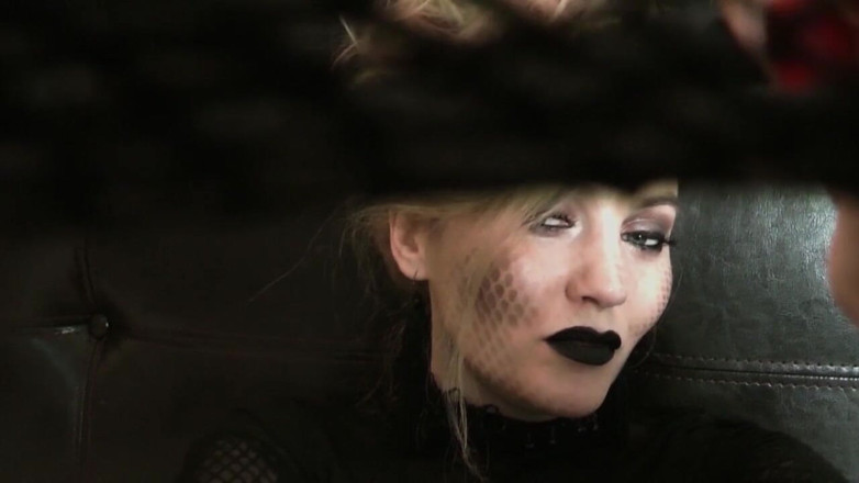 Goddess Celine: У ліжку з мисливцем