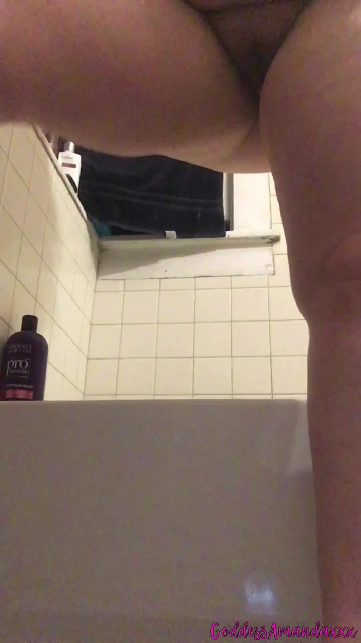 Goddess Amanda: Masturbar-se Para Minhas Meias Fedorentas E Pés Sujos