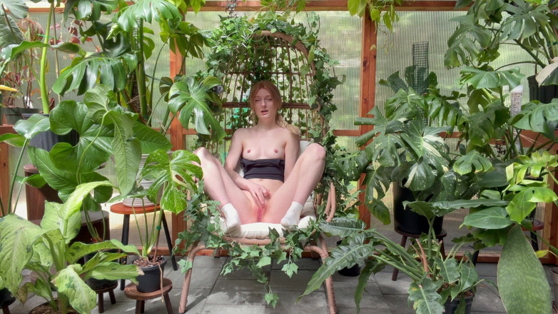 Destination Kat: Bts Greenhouse Play
