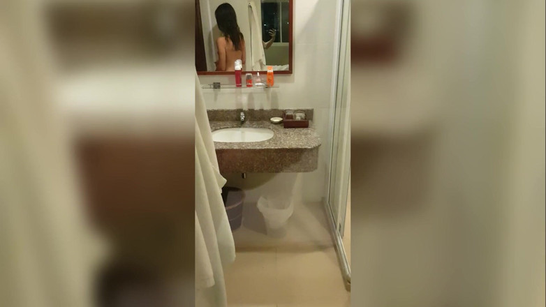 SweetButtocks: Sexy girl chill out in the lavatory and washed pussy...