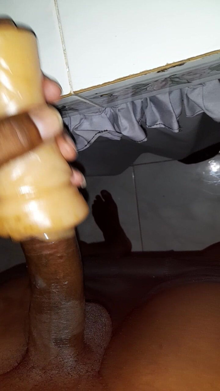 Black guy: Honění S11 E4
