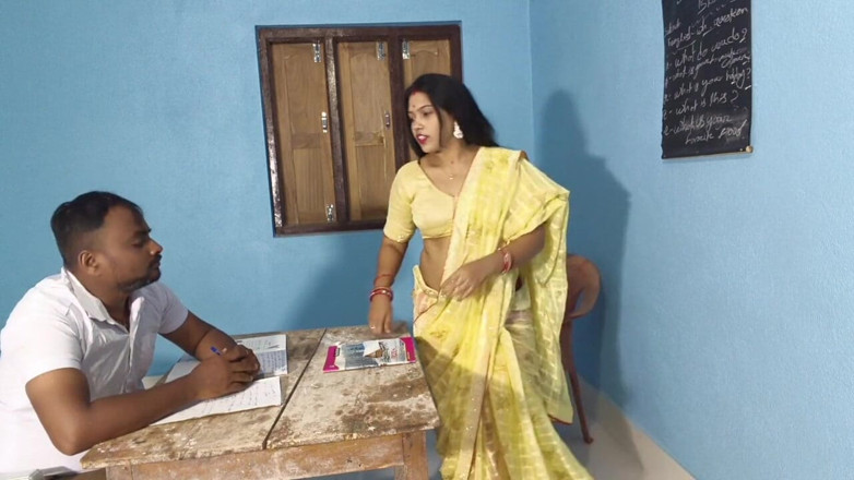 Sona bhabhi: Sexy English Teacher Madam Nude Romance with Her Student in...