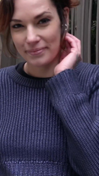 Scout allemand - Silvia Ruby, fille coquine tacrée aux petits seins, se fait baiser pour un casting