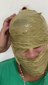 Greep voor een middag in bondage door mijn verveelde stiefzus en haar stoute teefvriendin!