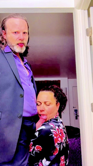 Satin Fetish King: Brilhante cena de foda glamour no hotel de cetim