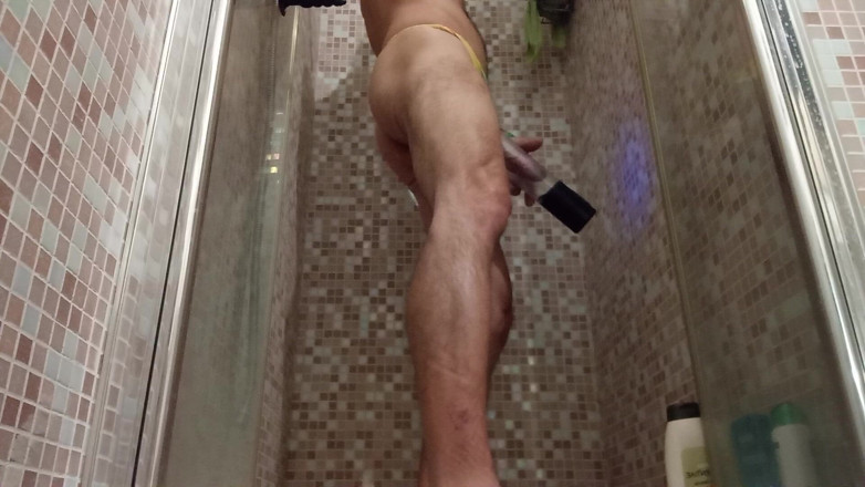 Iron19: Funny in the Shower