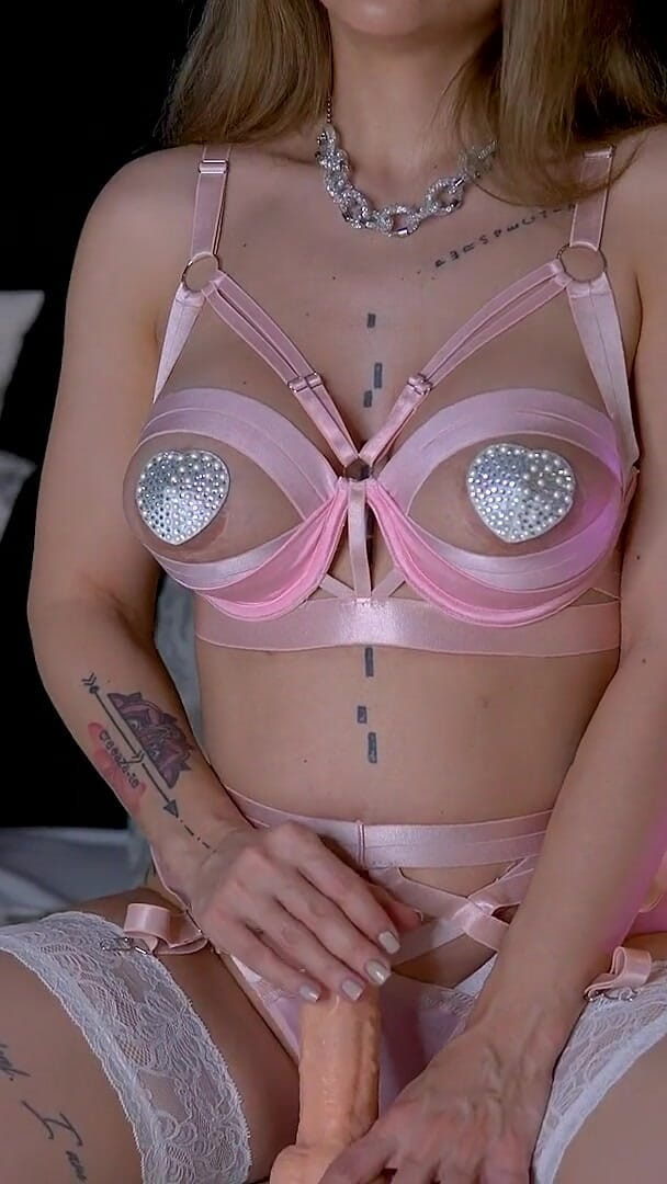 LexandLev: Alexa Creed Loves to Keep You on a Denial Binge!