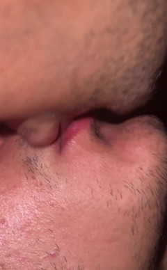 Arab gay sex: Selbstgedreht - seinen arsch sauber lecken