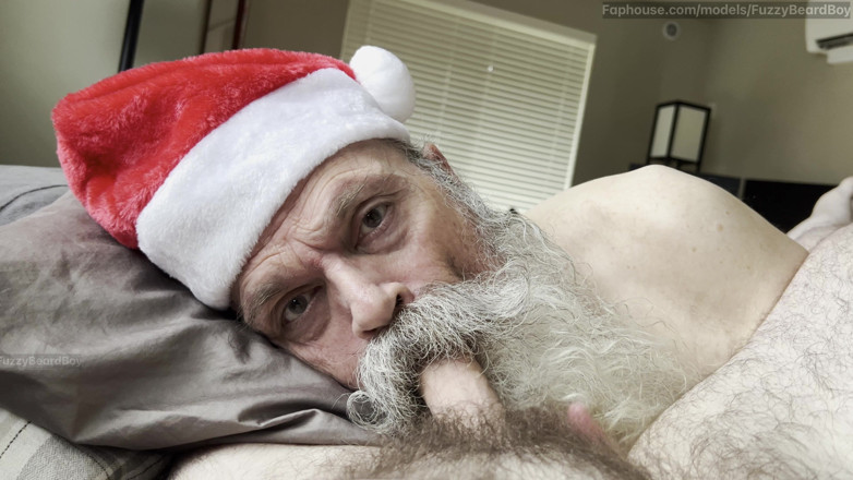 FuzzyBeardBoy: Noel Baba Kuzey Kutbumu Çalışmak Için Erken Geliyor - Noel Baba Yarak...