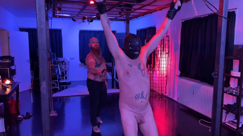 VikingsFeet: Single Tail for Male Slave