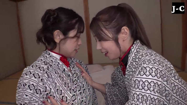 J-Cams: Two Women Share a Daring Date of Wet Kisses and...