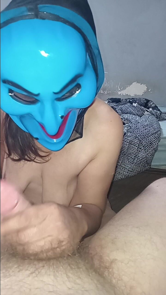 hothouse18xxx: Cea mai bună muie și futai pe la spate de MAMĂ...