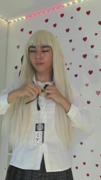 Ladyboy Changing Clothes, Cosplay From Runa to Red Lingerie