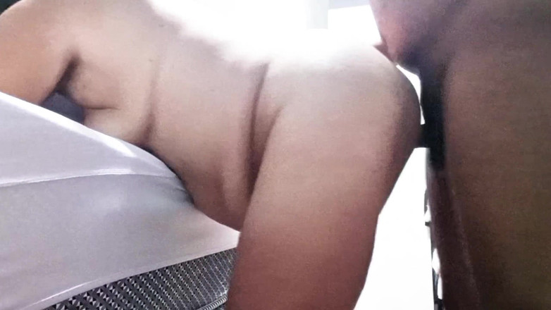 Sofixxx: Aku dientot gaya doggy habis-habisan sama pacarku