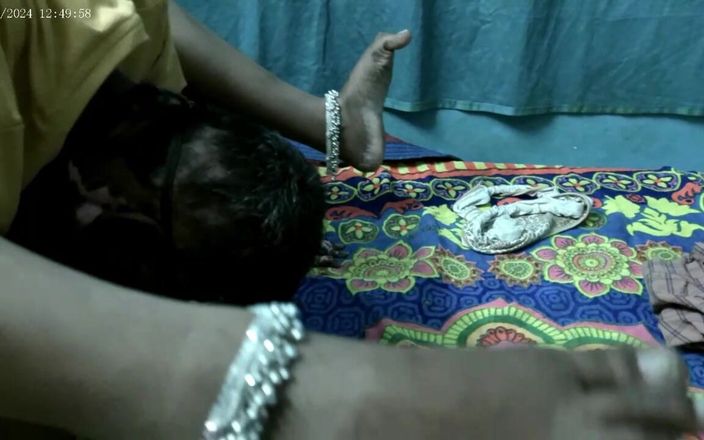Machakaari: Tamilský pár rychlé šukání videa.