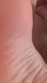 Adoração Anal, Sentando Na Cara, Pé, Pés, Unhas Longas - Porra No Cu & Punheta Com Os Pés De Dois Ângulos