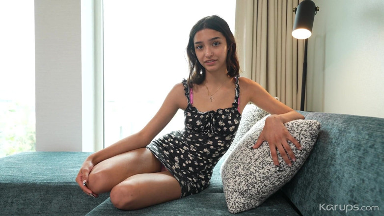 Karups POV: Secret to Men Layla Jenner POV