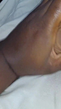 Masseuse Gets Her Redbone BBW Feet, Belly, N Titties Sucked on with Dia's 1st Footjob