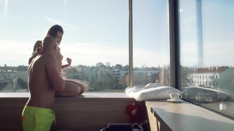 Mia Bandini: Morning with amateur fitness teenager and her anal