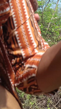 College couples enjoying outdoor fucking