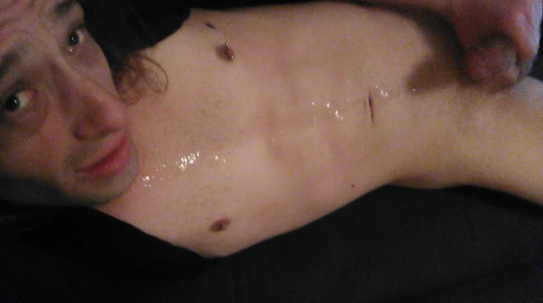 LilTaste: Le meilleur et le plus long éjaculation énorme sur mes seins transgirl...