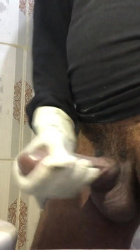 Jerking and Making My Cock Longer