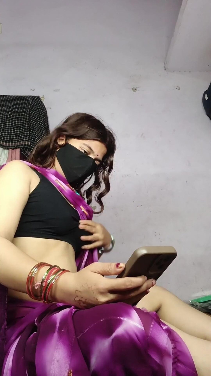 Kaambali: Ấn Độ bhabhi sougata móc cua