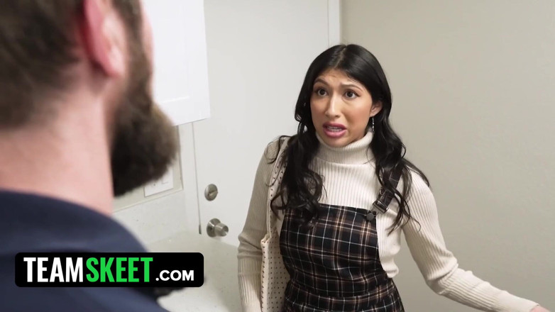 Team Skeet: Primera vez frenesí anal: las chicas cachondas se estiran y...