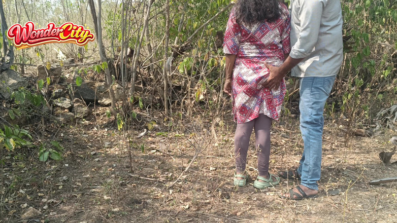 Magilmathi: Jungle avec tatie sexy