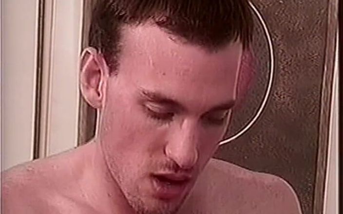 Gay RetroX VHS: Tempête du désir masculin audacieux 7