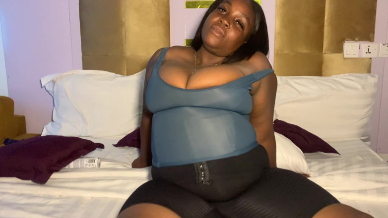 Enyival: Horny MILF