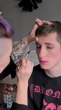 Il fidanzato alla fidanzata pt. 1 : il make over
